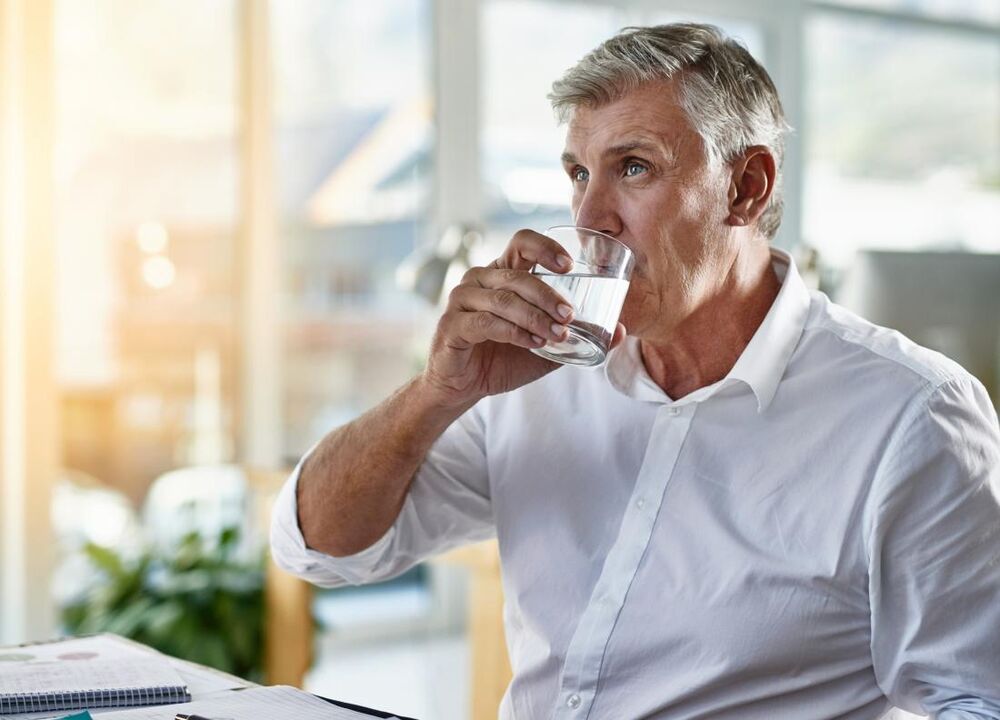 Instrucciones para hombres sobre el uso de cápsulas Prostovit